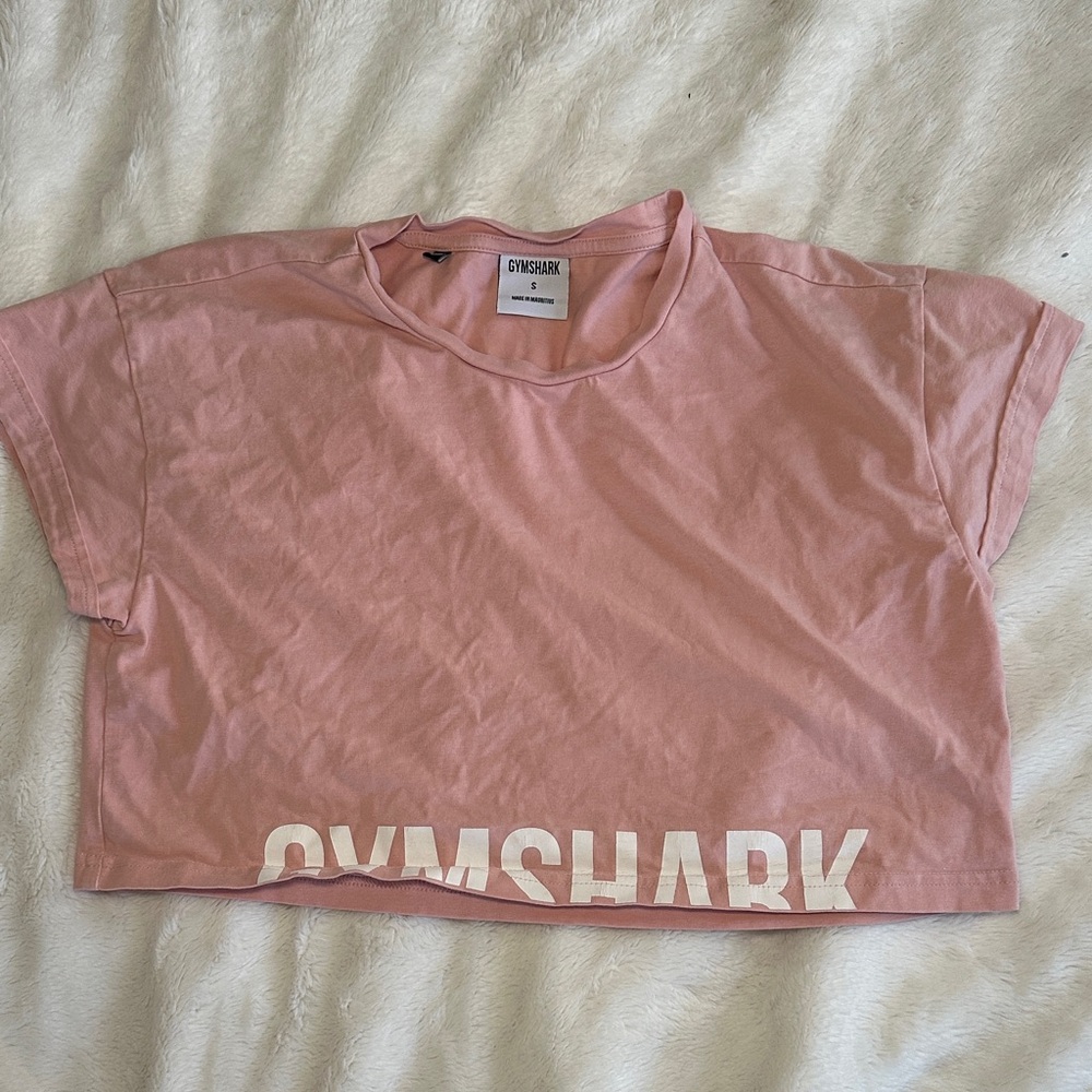 Gymshark Blush Pink Cropped Tee